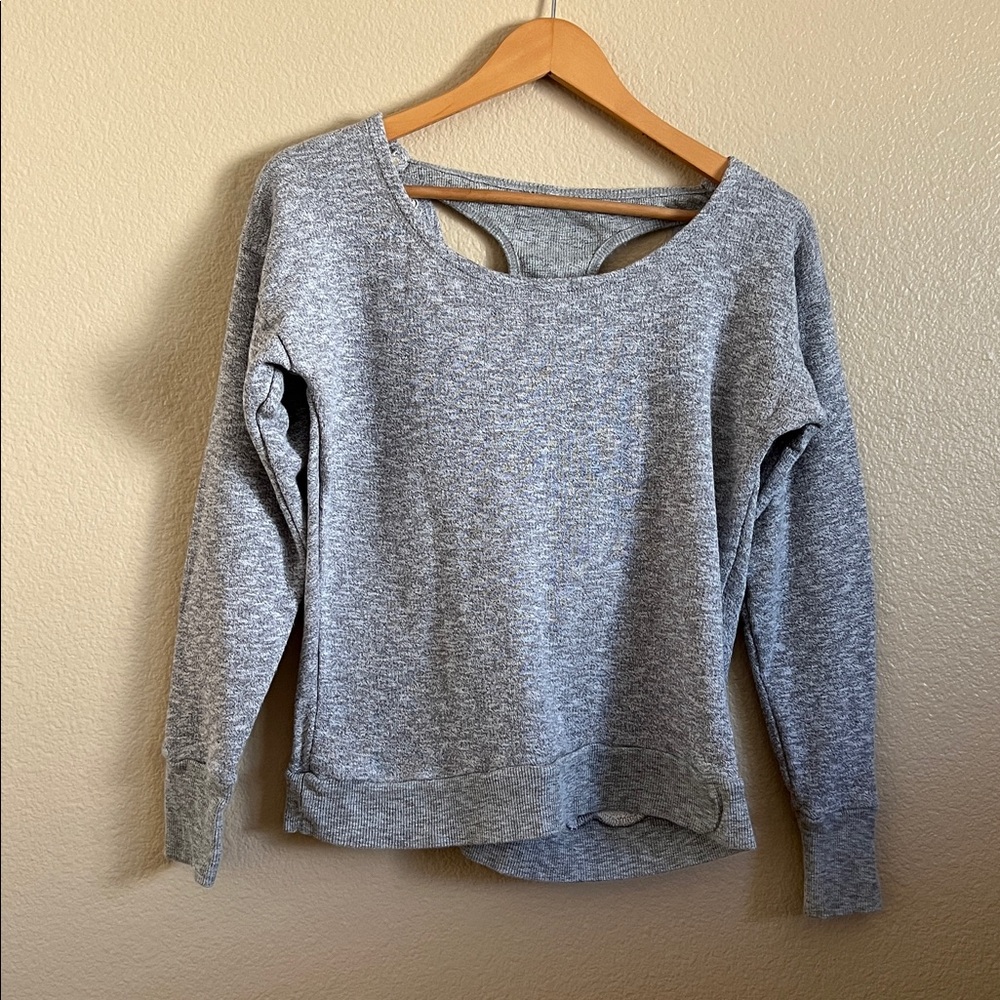 Studio by Capezio Gray Long Sleeve Sweatshirt